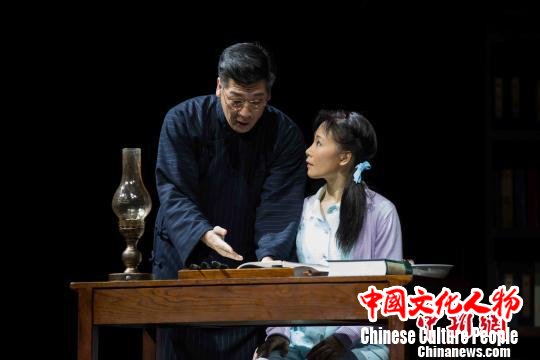 民族歌剧《呦呦鹿鸣》北京演出吕薇演绎屠呦呦