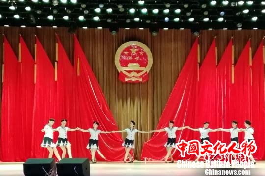 中俄青少年文艺汇演打造国际化“青春秀场”