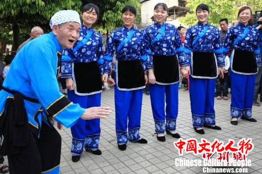 图为非遗木洞山歌表演。 巴南区委宣传部供图