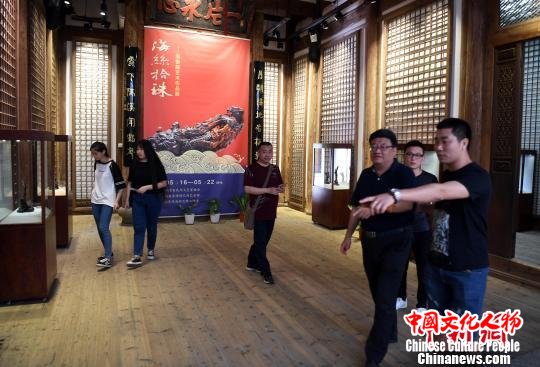 近百件中国非物质文化遗产海柳雕艺术精品亮相“海丝拾珠”