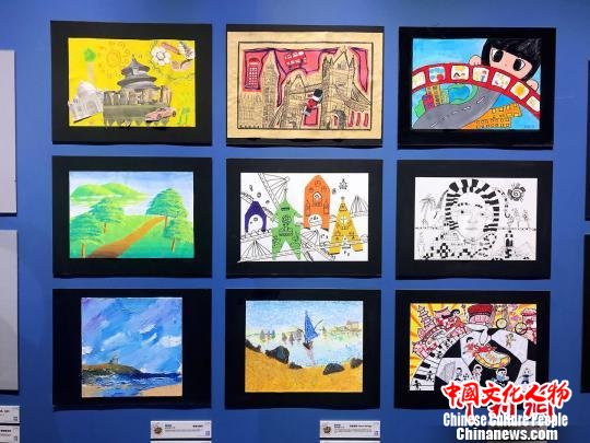 400幅作品中将选出100幅带往西班牙马德里美术中心展出。　王子涛 摄