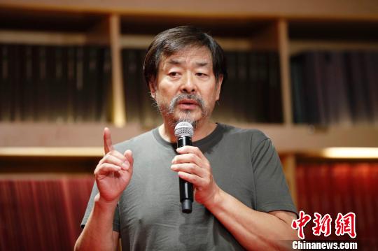 濮存昕。　牛小北 摄