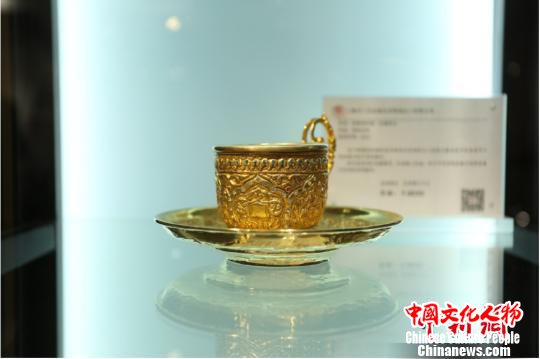 以色列艺术大师创作的银器。 供图